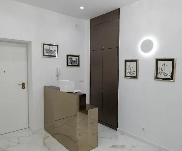 招待所 Park Luxury